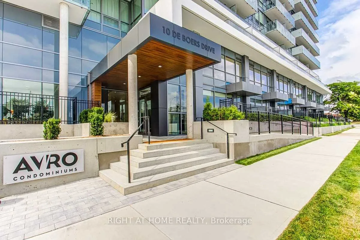 1 bed, $2,080 — Photo 1