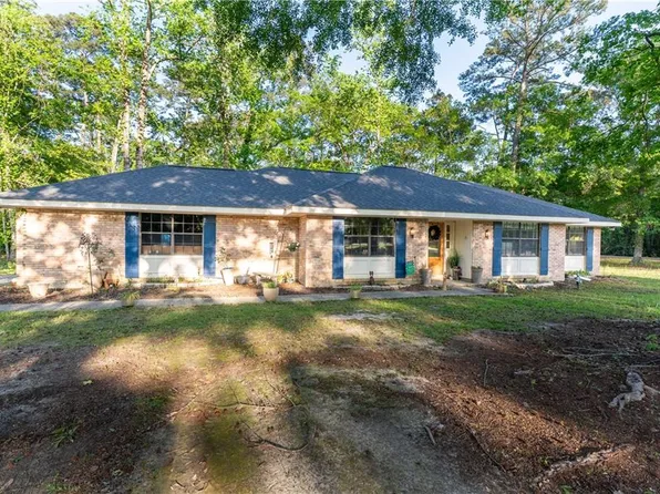 31057 Shannon Dr, Lacombe, LA 70445