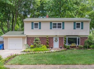 325 King Rd, North Brunswick, NJ 08902