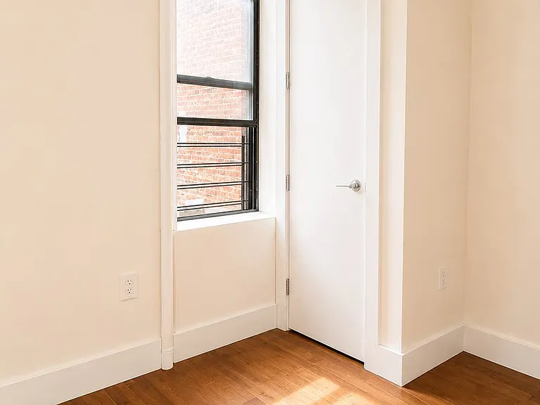 720 W 181st St #45 — Photo 6
