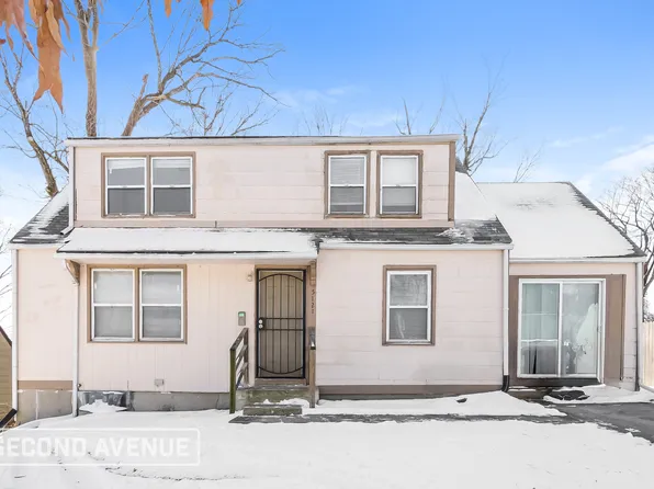 5121 E 40th Ter, Kansas City, MO 64130