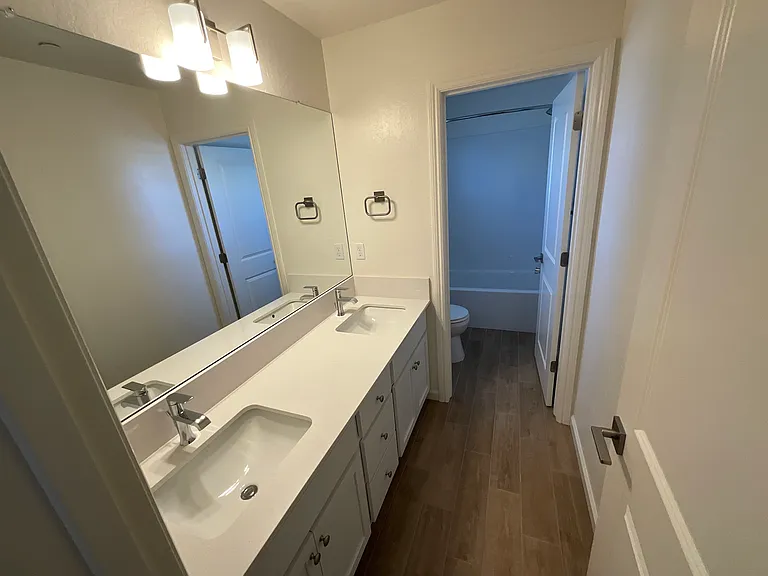 2053 N Wagon Ln — Photo 14