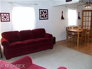 4th image of 7234 Parma Park Blvd