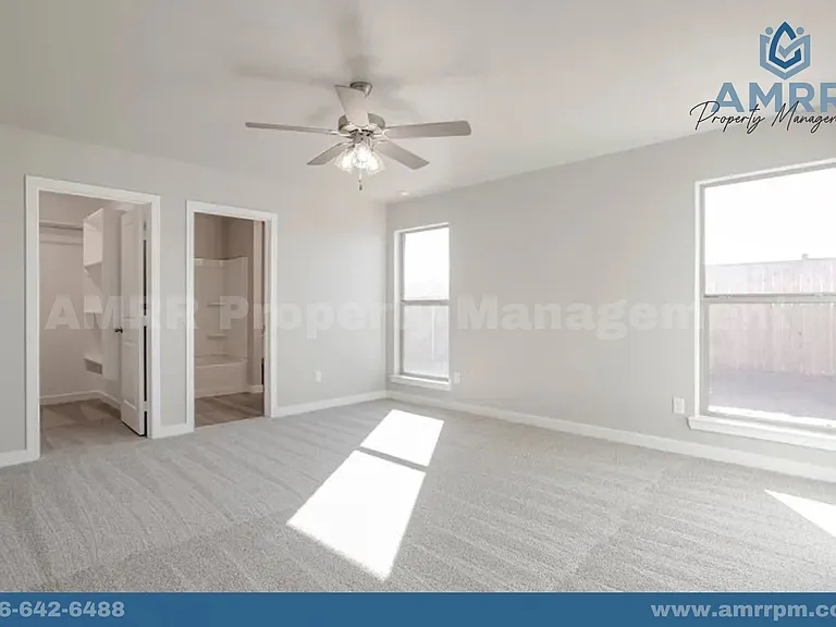 7216 East Cres #99-1/2 — Photo 2