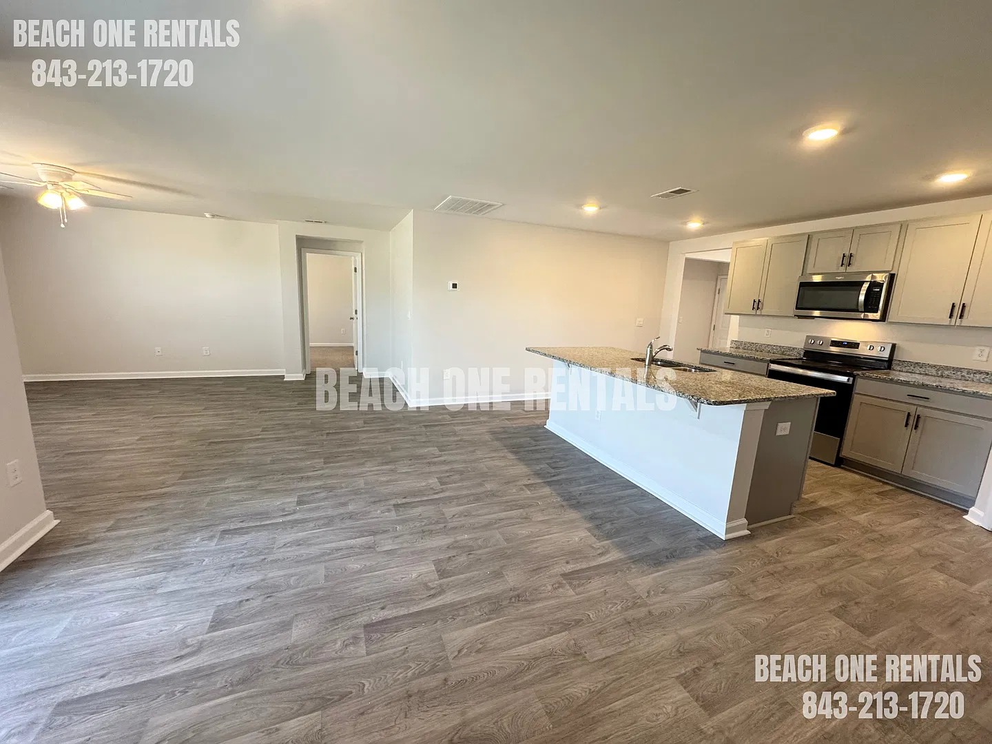 Conway - 4 Bedroom / 2 Bathroom House — Photo 2