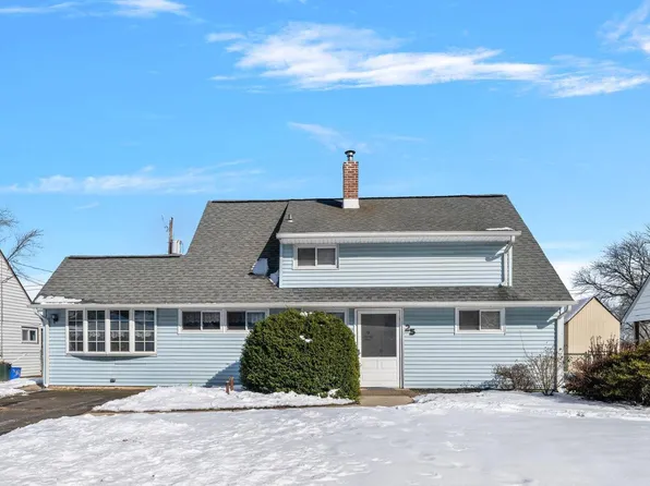 25 Ruby Ln, Levittown, PA 19055