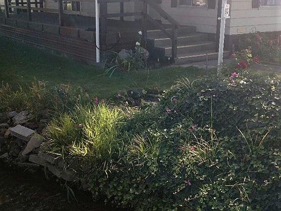 3rd image of 1215 Jones Dr