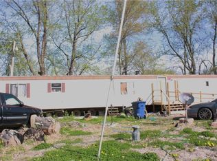 19603 Lakeview Dr, Charlestown, IN 47111