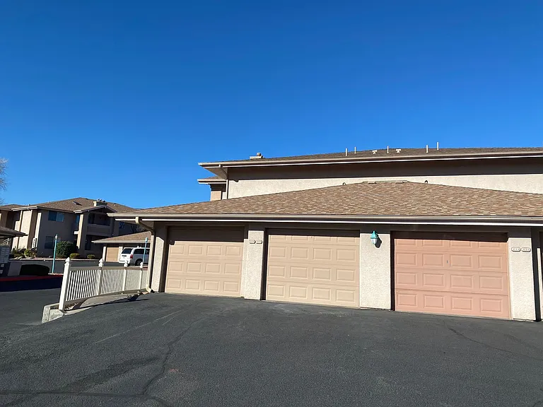 985 E Mingus Ave #212 — Photo 6