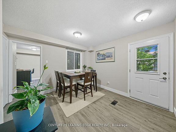 2nd image of 416 Scottsdale Dr