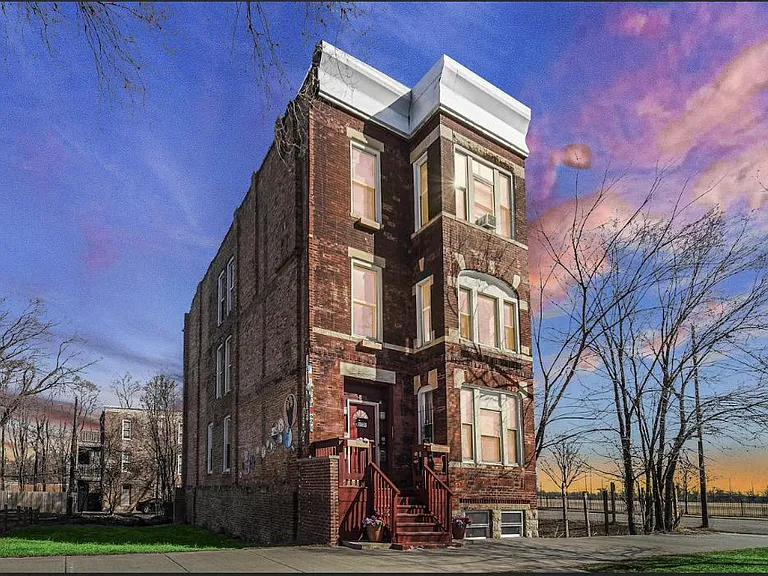 3326 E 90th St #C — Photo 7