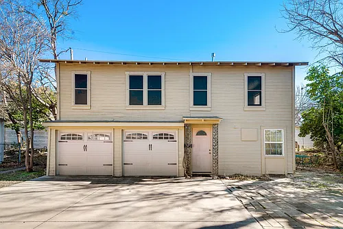 1709 Clover Ln #2 Photo 1