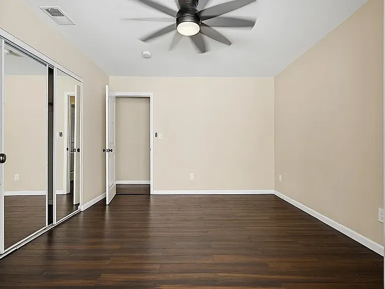 465 Meadowbrook Dr — Photo 40