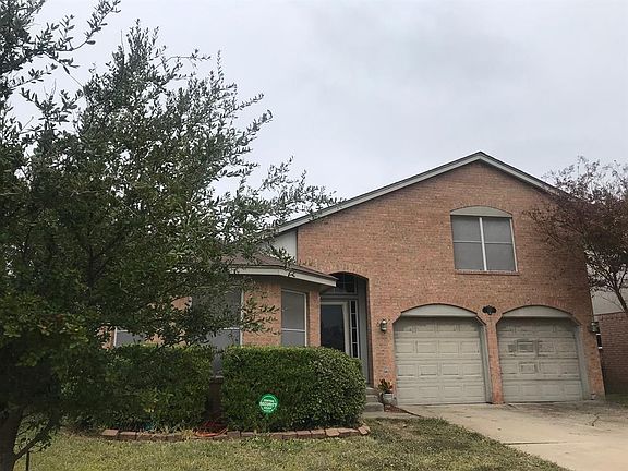 2nd image of 621 Blueberry Hill Ln