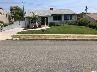 712 Cambridge Dr, Burbank, CA 91504