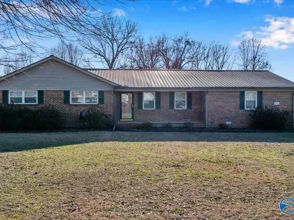 311 Stardust Dr, Boaz, AL 35956