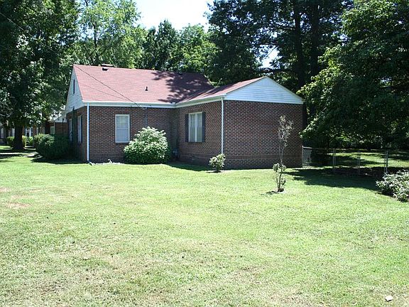 4th image of 311 W Kingwood Dr