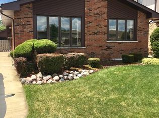 3915 W 102nd Pl, Chicago, IL 60655