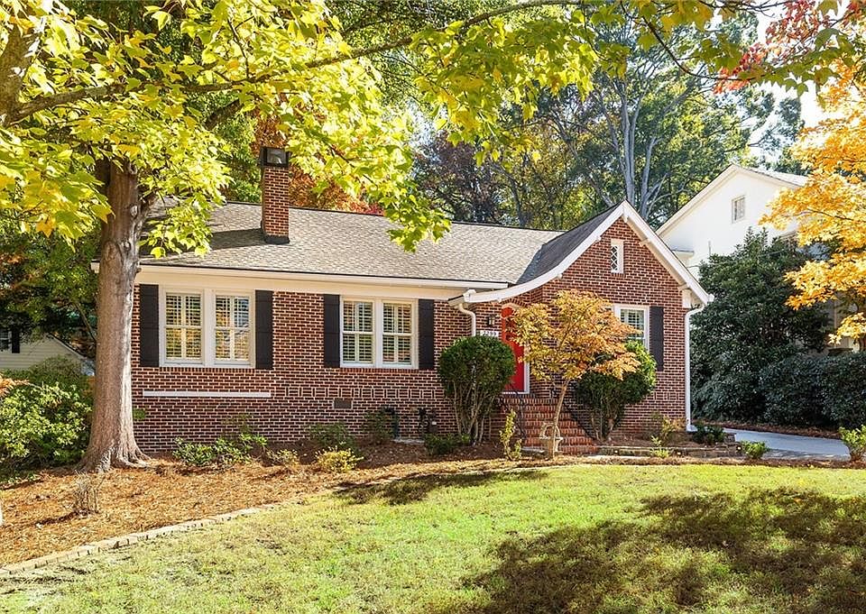 1st image of 3299 W Shadowlawn Ave NE