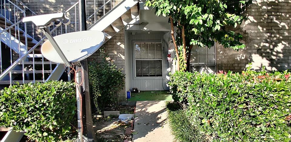 1st image of 7400 Bellerive Dr APT 901