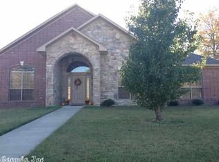 101 Silverleaf Cv, White Hall, AR 71602