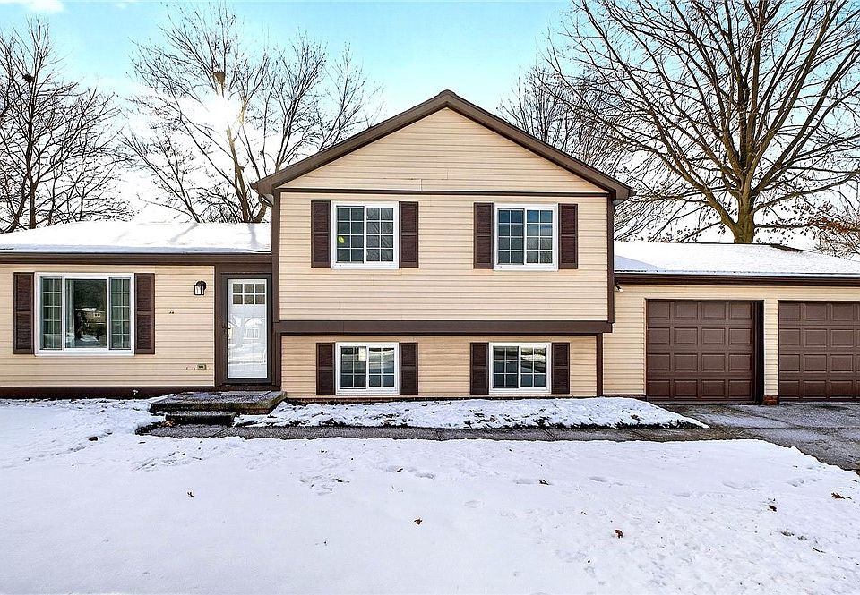 1st image of 1028 Sherwood Dr