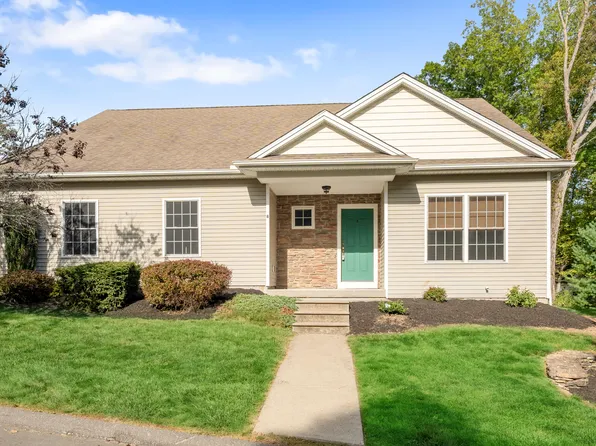 8 Constitution Drive, Wolcott, CT 06716