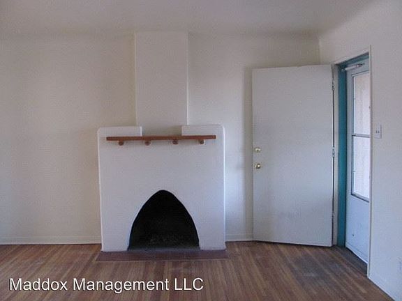 5th image of 2716 Vista Larga Ave NE