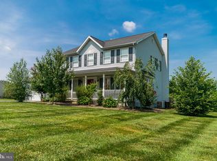 658 Michigan Dr, Falling Waters, WV 25419