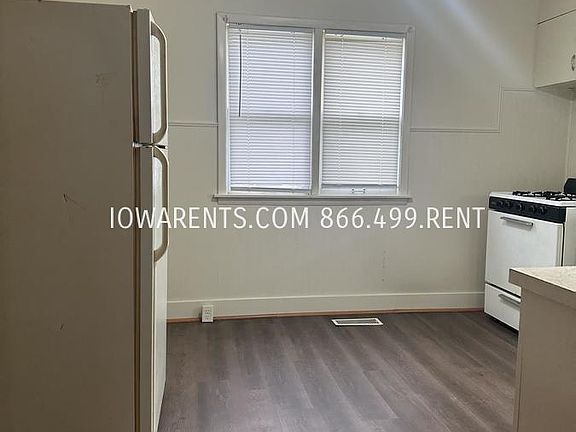 4th image of 200 E Joy St APT 4