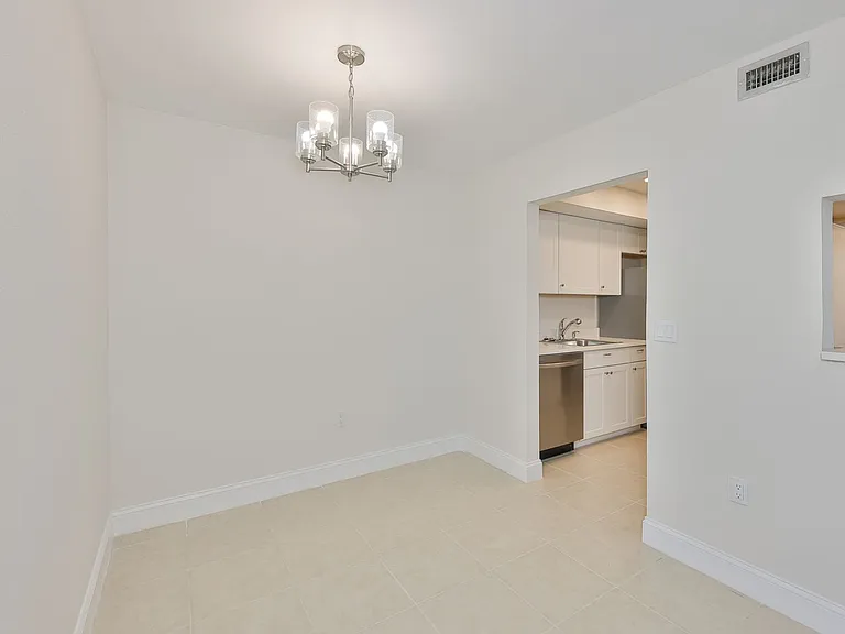 11502 7th Ln N #1401 — Photo 22