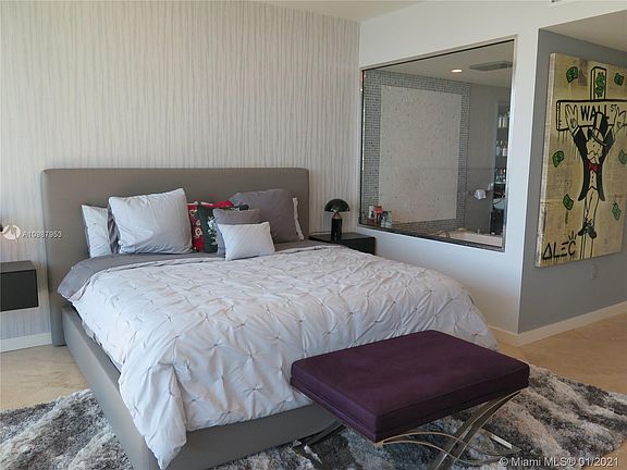 3rd image of 200 Biscayne Blvd Way APT 3303