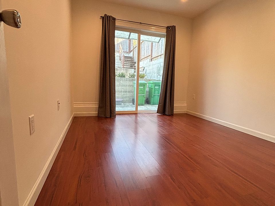 1st image of 1542 21st Ave #A