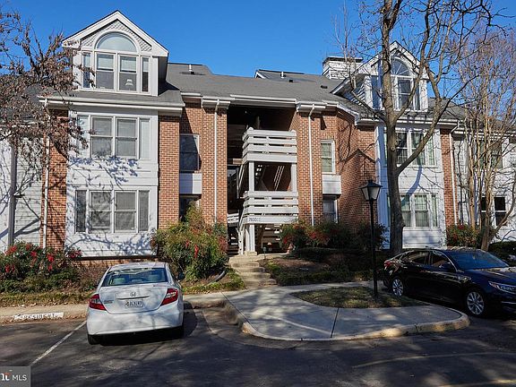 2nd image of 7600 Lakeside Village Dr APT B