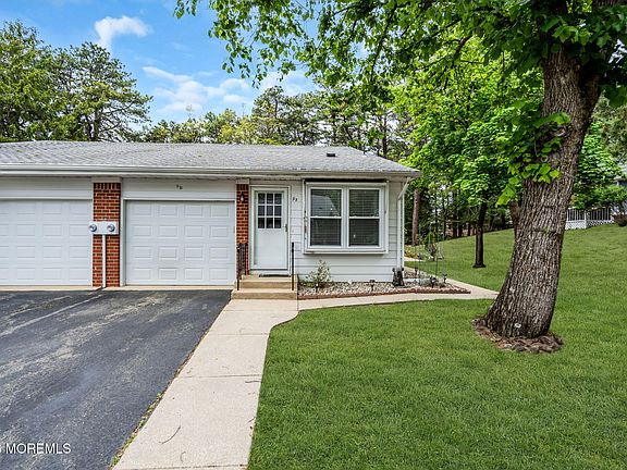 3rd image of 9 B Moccasin Drive