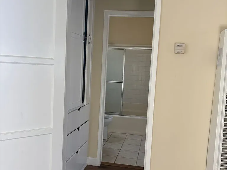 9016 Reading Ave — Photo 3
