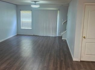 4796 Playschool Dr, Jacksonville, FL 32210