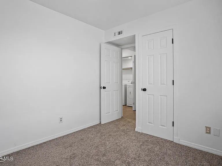 604 Upson Dr — Photo 9