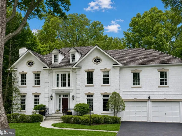 7109 Deer Crossing Ct, Bethesda, MD 20817
