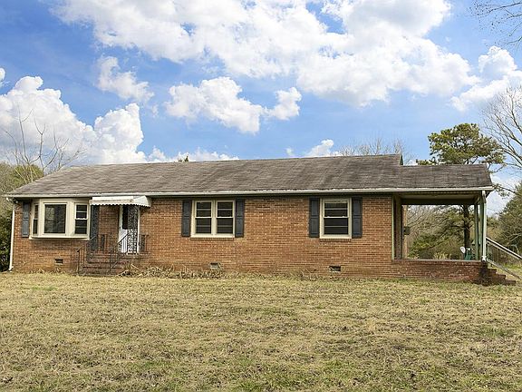 Side porch can be screened in