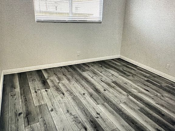 2nd image of 323 34th St #A