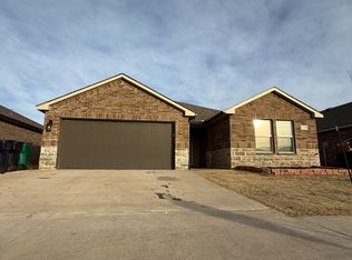 4216 Moonlight Rd, Mustang, OK 73064