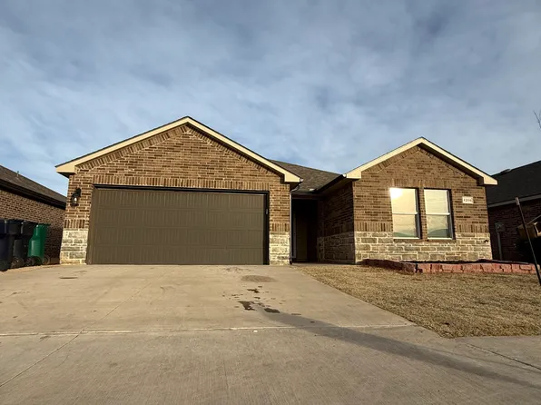 4216 Moonlight Rd, Mustang, OK 73064