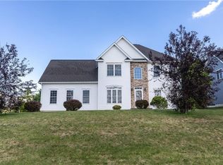 126 Saint Andrews Dr, Horseheads, NY 14845