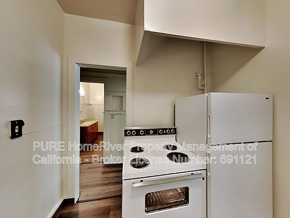 4th image of 1322 H St APT 2