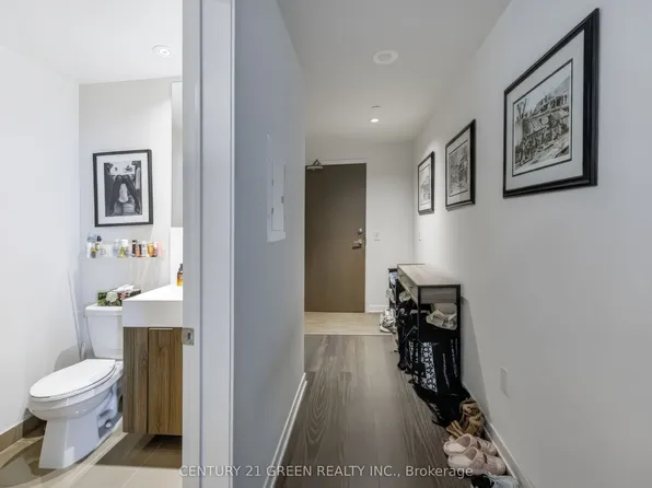 15 Lower Jarvis St, Toronto, ON