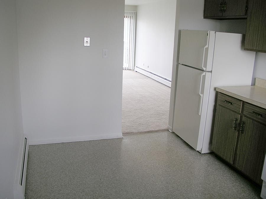1st image of 311 Park St APT 2B