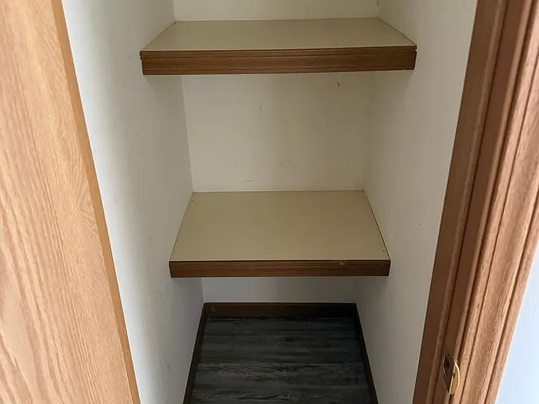 805 Clark St — Photo 10