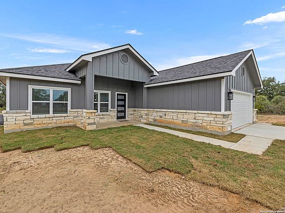 5th image of 1311 RIVER OAKS DR