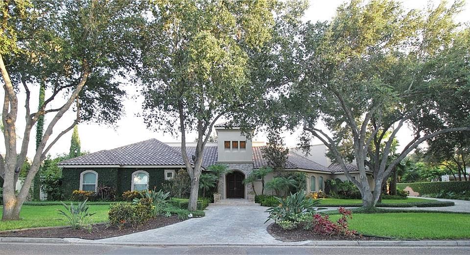 1st image of 800 E Sundown Dr
